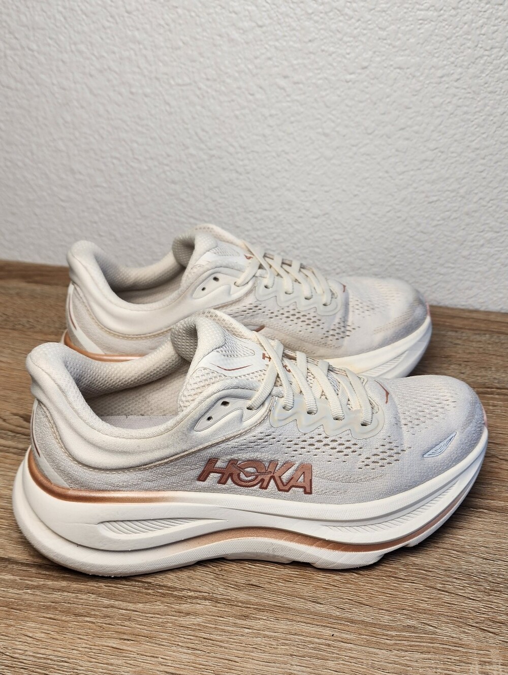 HOKA ONE ONE Clifton 10 Vanilla Birch Running Athletic Sneaker Shoe 7.5B